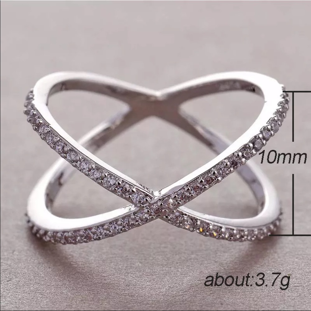 New Women’s 925 Sterling Silver Diamond Ring - Picture 5 of 6